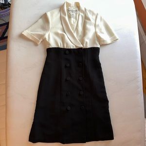Vintage Black & White Evan Picone Dress (Size 2P)